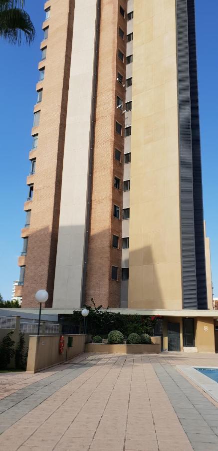 Junto Playa Levante Con Terraza Chill-Out-2 Wcs-A Estrenar Gemelos 23 Benidorm Ngoại thất bức ảnh