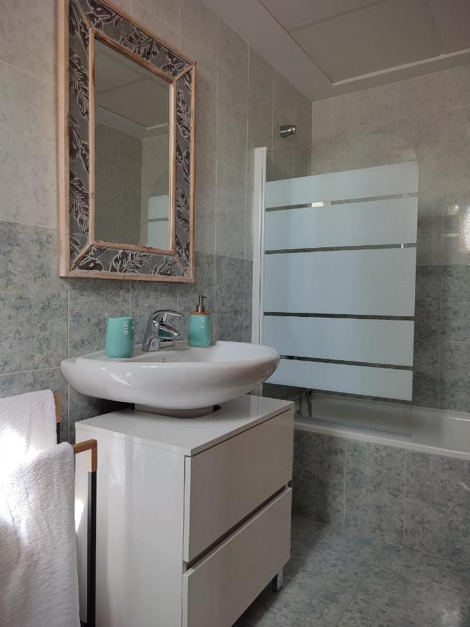 Junto Playa Levante Con Terraza Chill-Out-2 Wcs-A Estrenar Gemelos 23 Benidorm Ngoại thất bức ảnh
